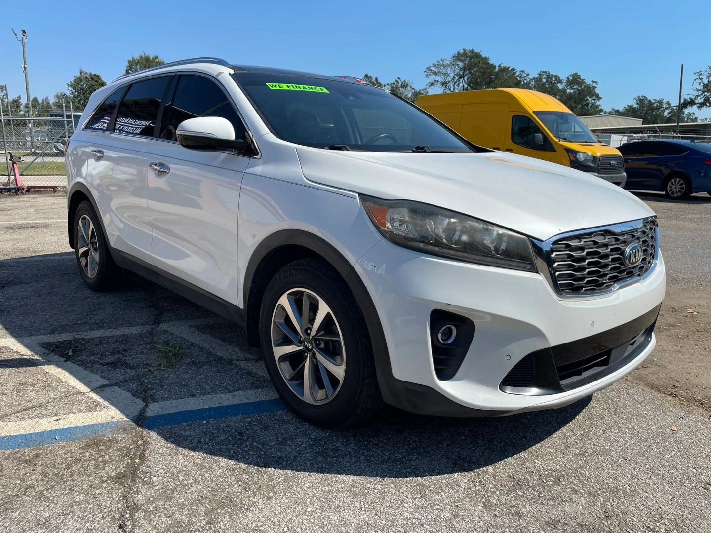 Photo 4 of this Kia Sorento