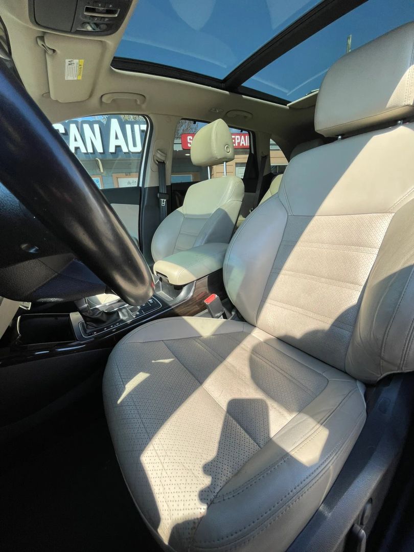 Photo 10 of this Kia Sorento