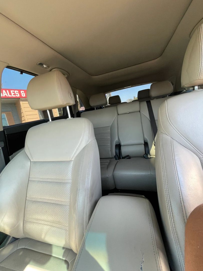 Photo 21 of this Kia Sorento