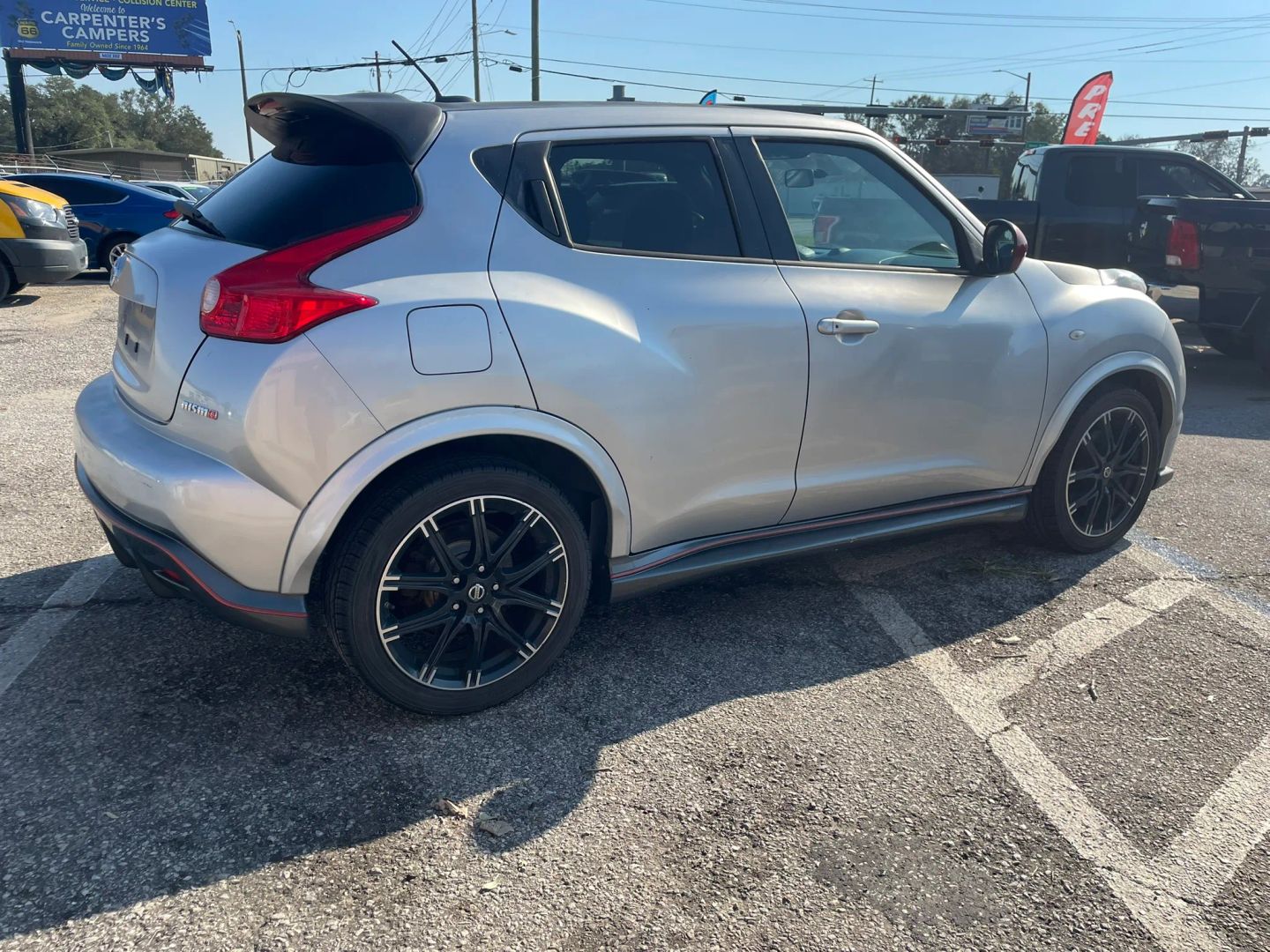 Photo 6 of this Nissan JUKE