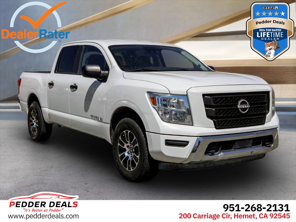 2023 Nissan Titan SV Crew Cab 4WD