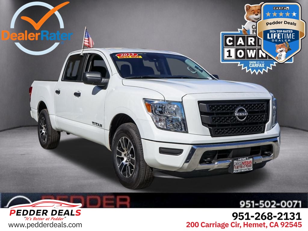 2023 Nissan Titan SV Crew Cab 4WD
