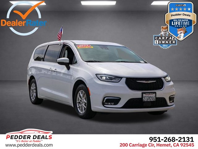 Bright White Clearcoat 2023 Chrysler Pacifica Touring L FWD Minivan Front-Wheel Drive Automatic