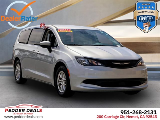 Silver Mist Clearcoat 2023 Chrysler Voyager LX FWD Minivan Front-Wheel Drive Automatic