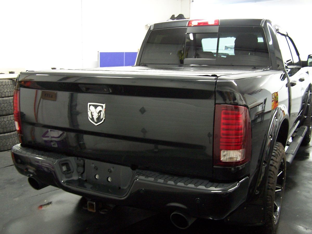 2017 Ram 1500 Sport photo 4