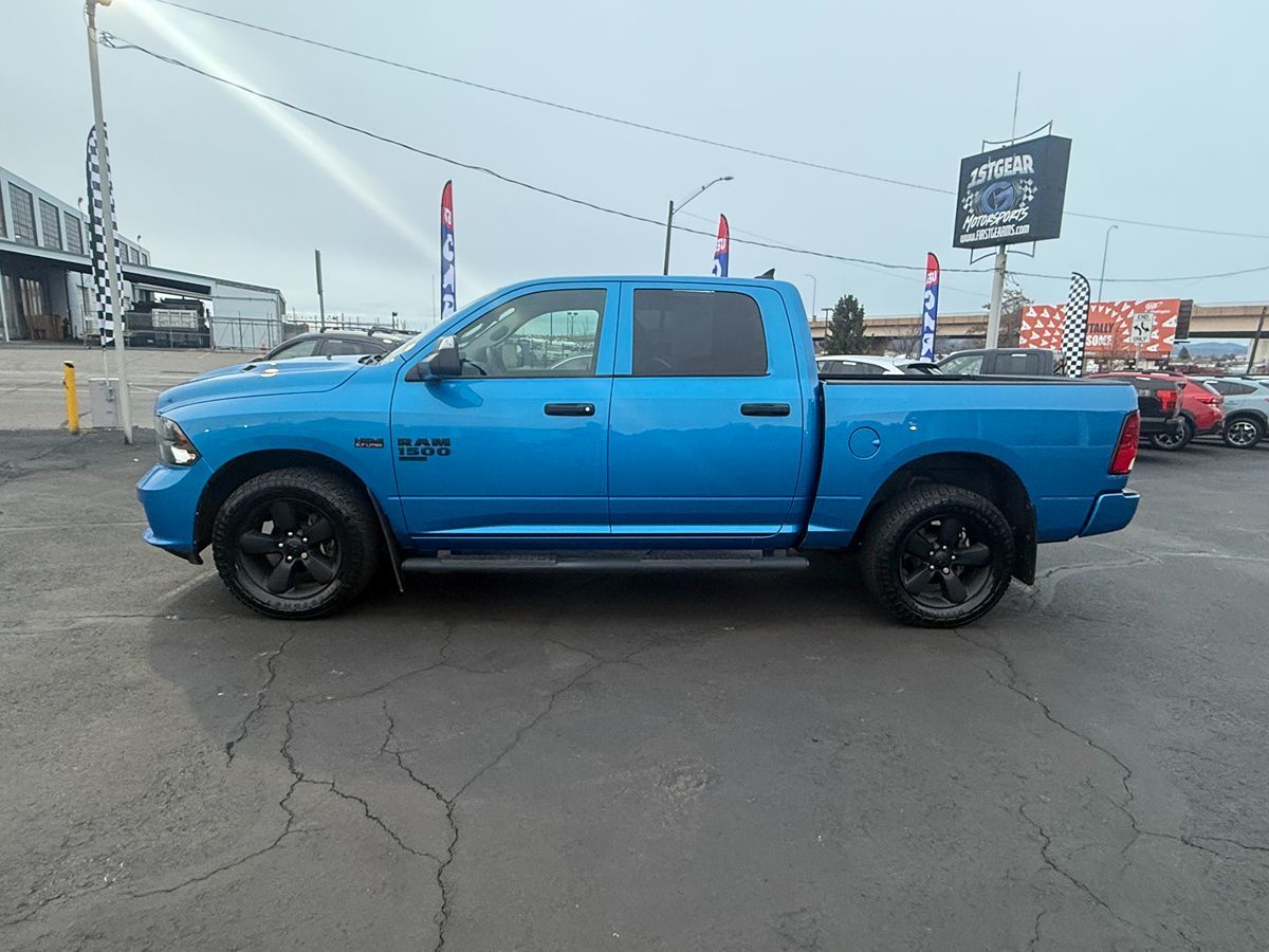 2020 Ram 1500 Classic Express photo 3