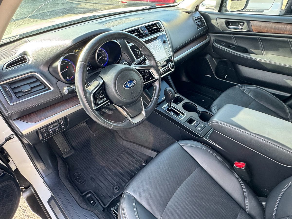 2019 Subaru Outback Limited - Photo 14