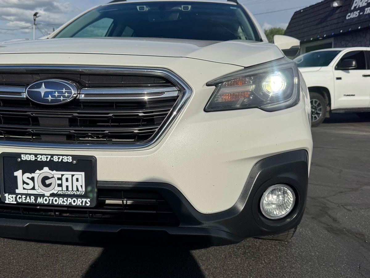 2019 Subaru Outback Limited - Photo 3