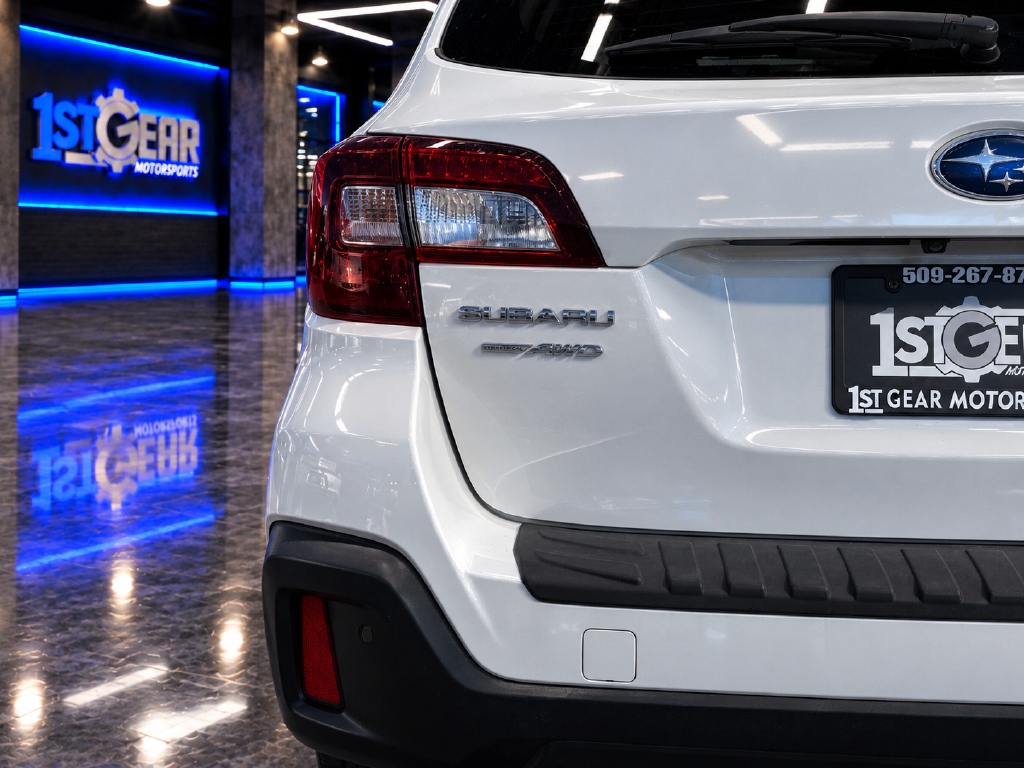 2019 Subaru Outback Limited - Photo 13