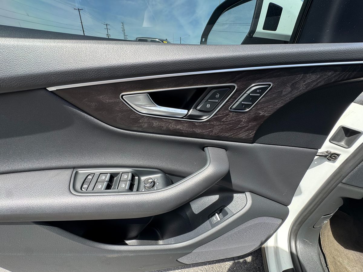 2021 Audi Q8 Premium - Photo 14