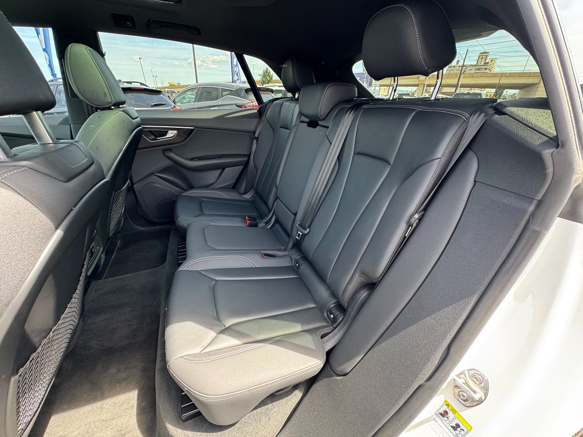 2021 Audi Q8 Premium - Photo 32