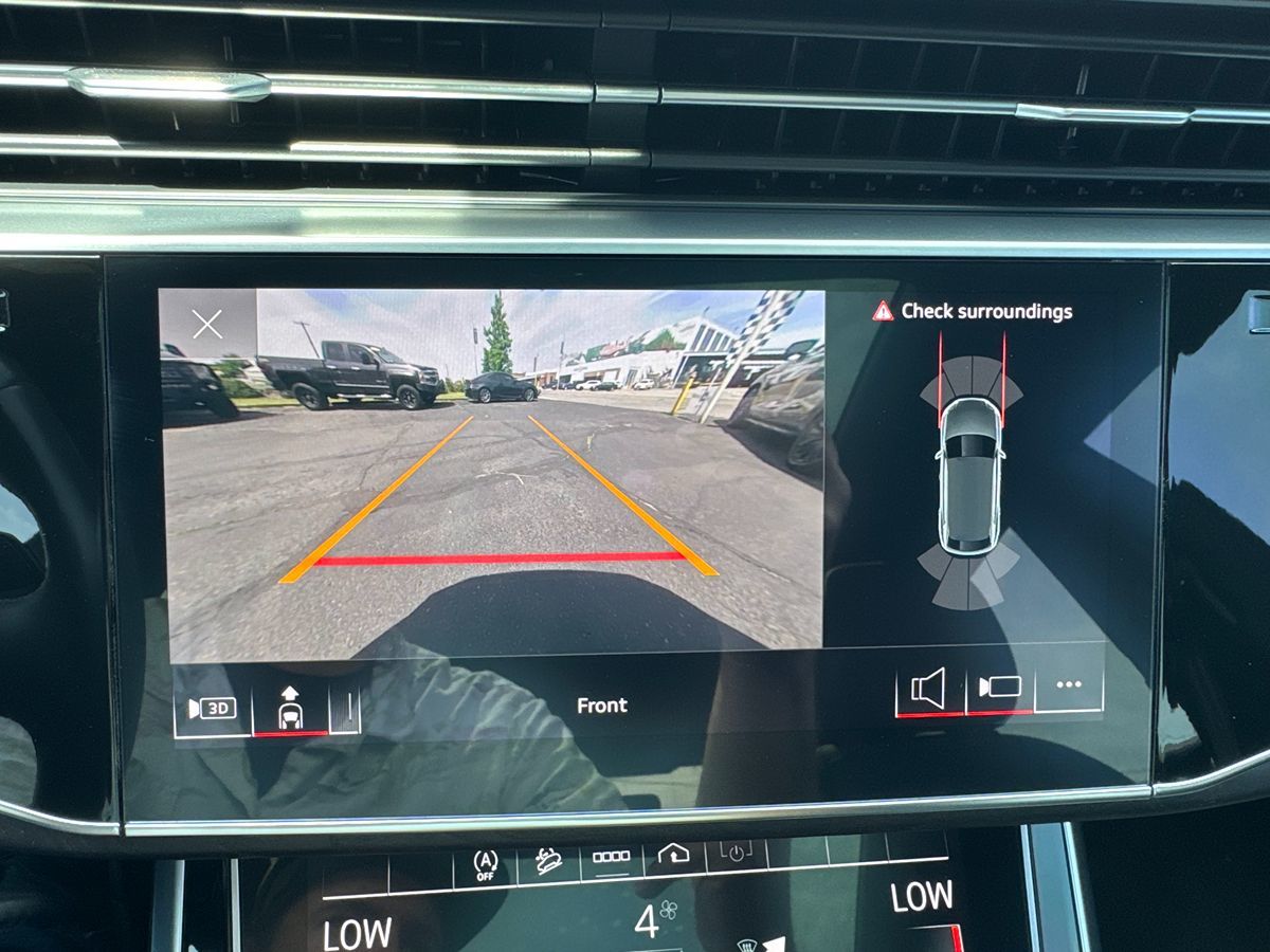 2021 Audi Q8 Premium - Photo 24