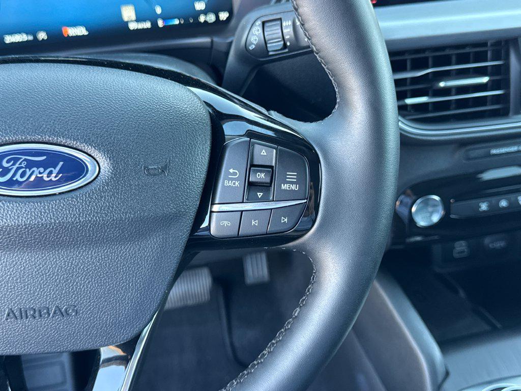 2025 Ford Escape Platinum - Photo 26