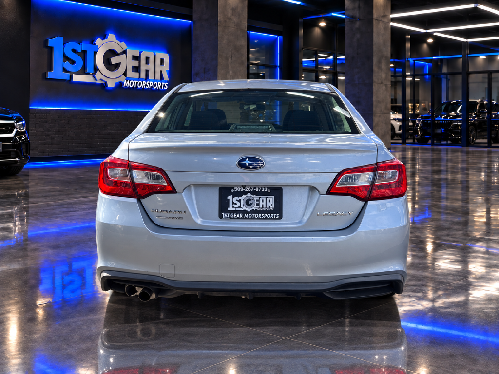 Subaru Legacy photo 7