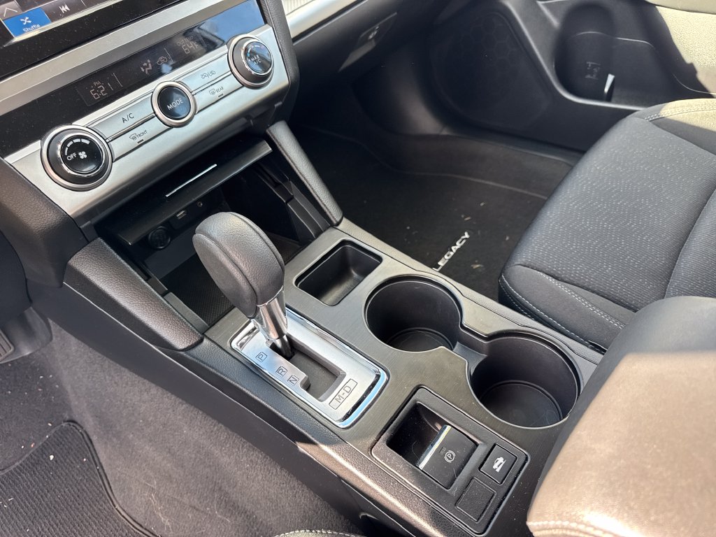 Subaru Legacy photo 21