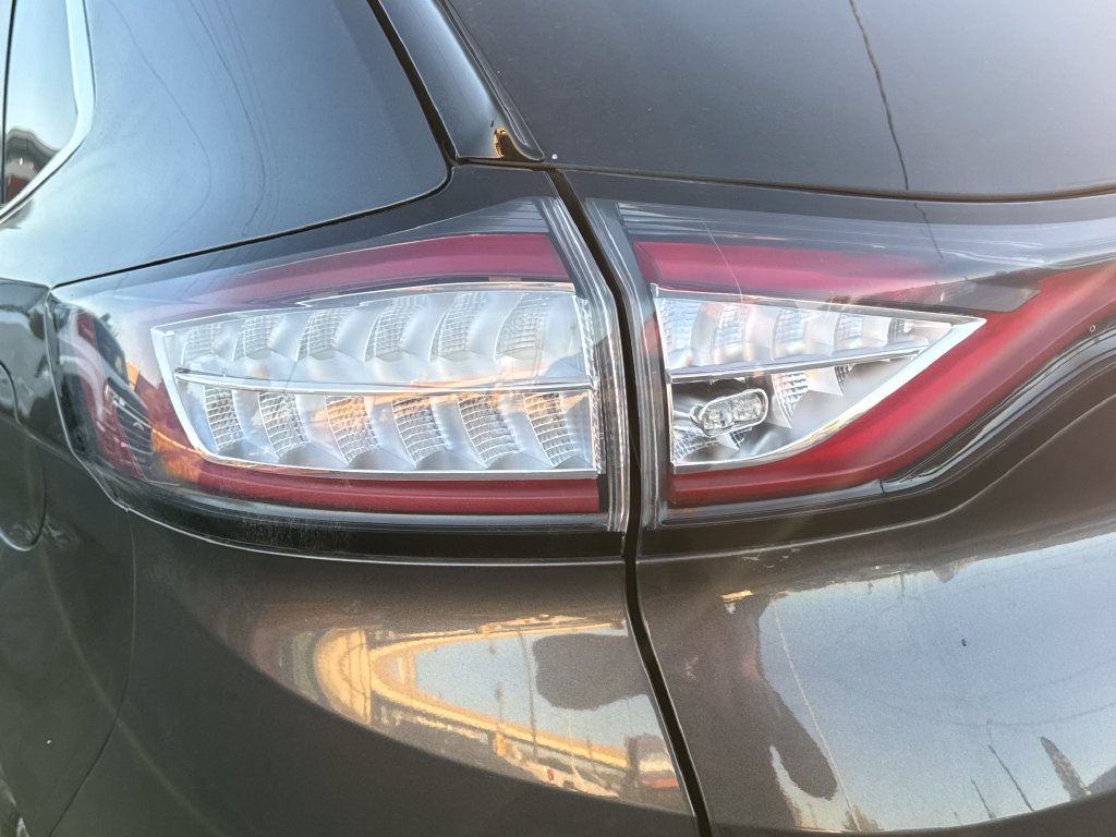 Ford Edge photo 17