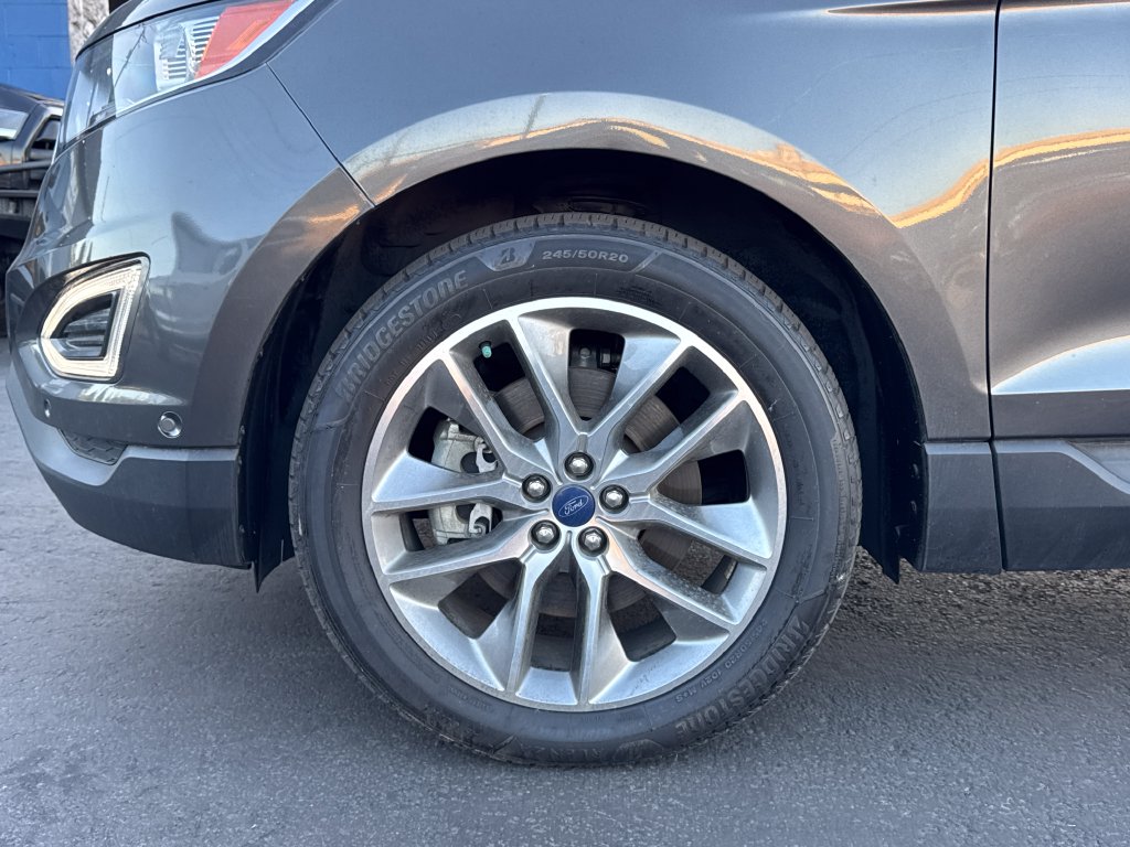 Ford Edge photo 19