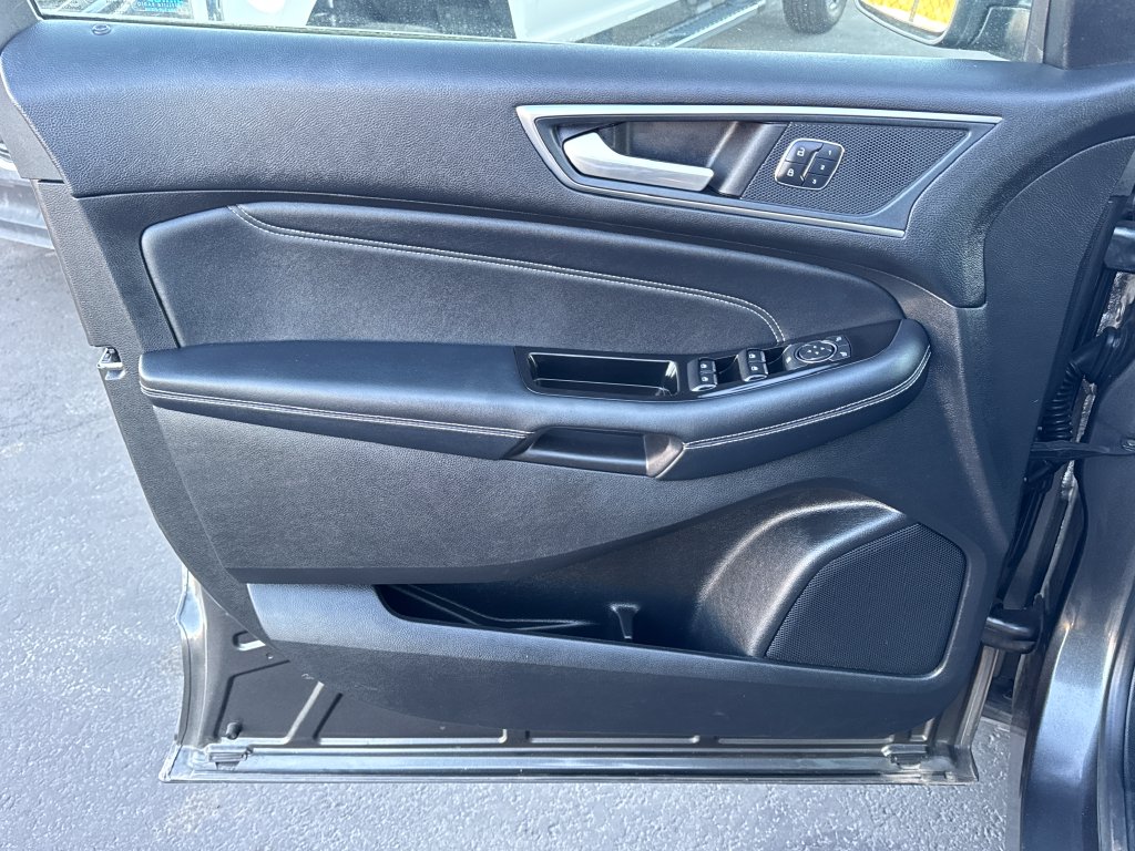 Ford Edge photo 20