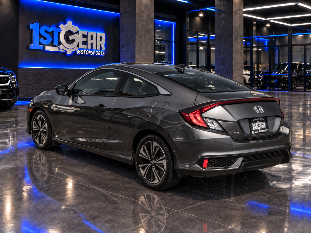 Honda Civic photo 8