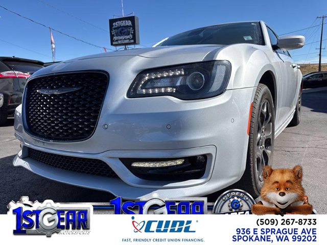 Silver Mist Clearcoat 2022 Chrysler 300 Sedan All-Wheel Drive 8-Speed Automatic