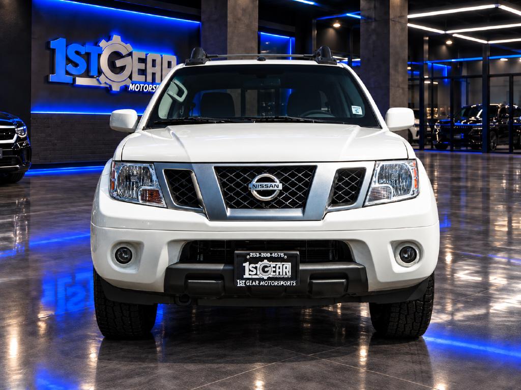 Nissan Frontier photo 3