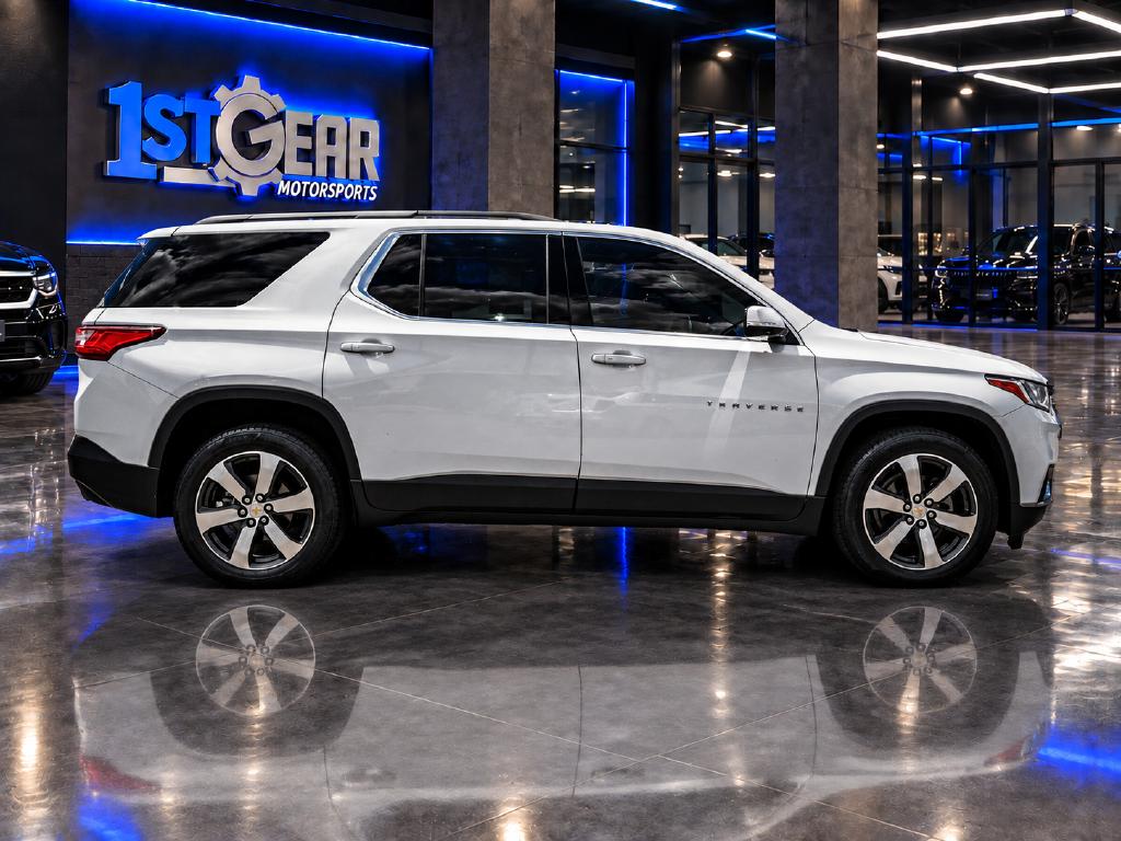 Chevrolet Traverse photo 5