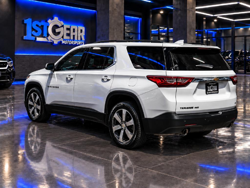 Chevrolet Traverse photo 8