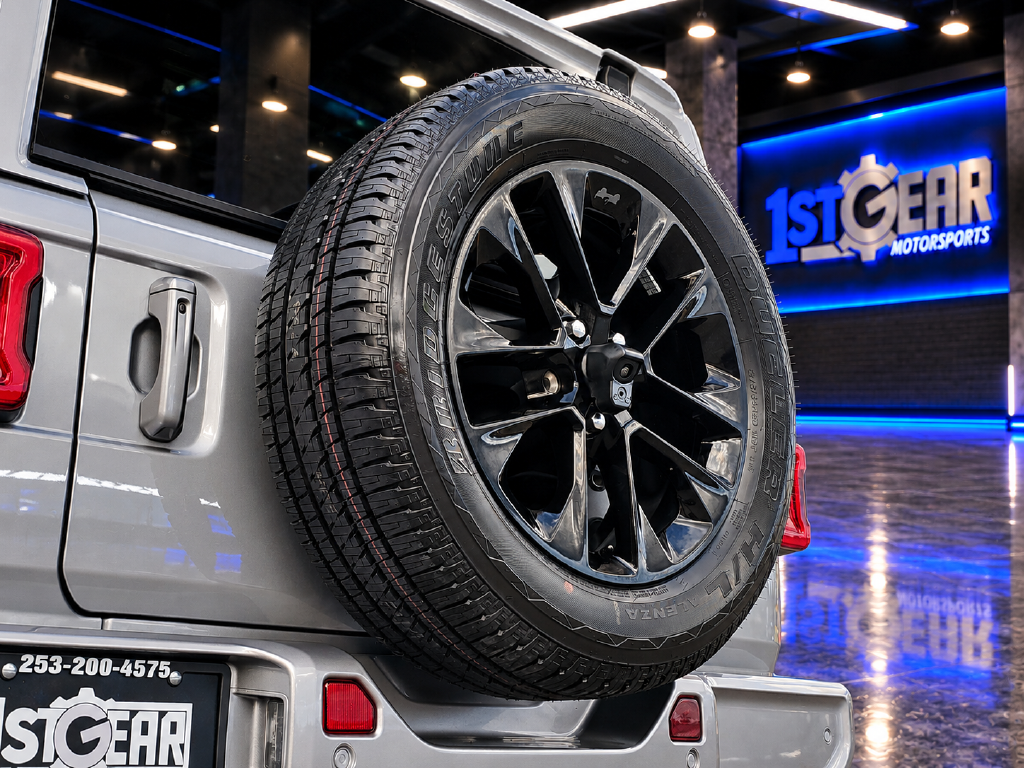 Jeep Wrangler photo 15