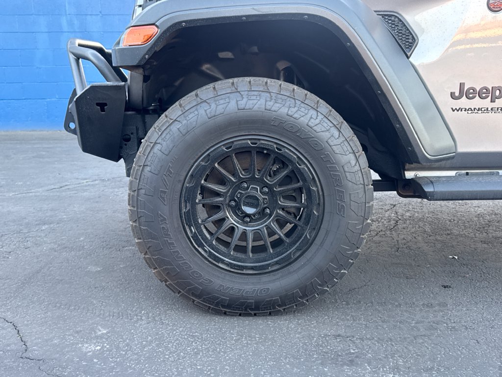 Jeep Wrangler photo 19