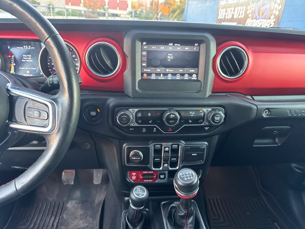 Jeep Wrangler photo 28