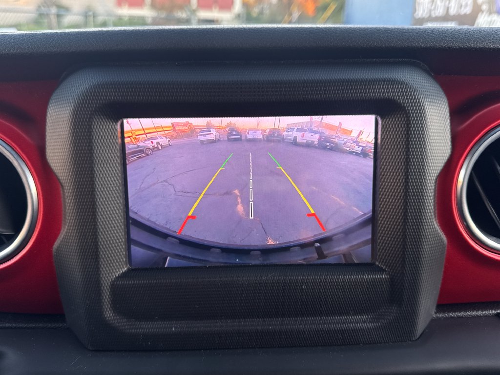 Jeep Wrangler photo 29