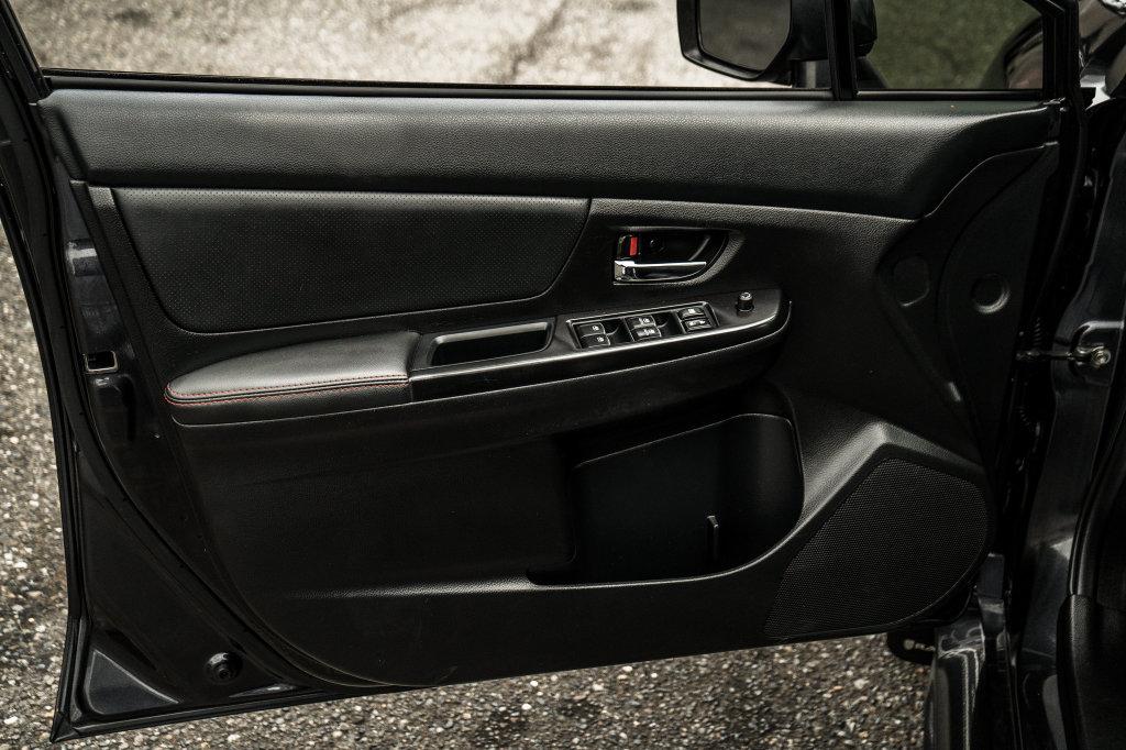 Subaru WRX photo 21