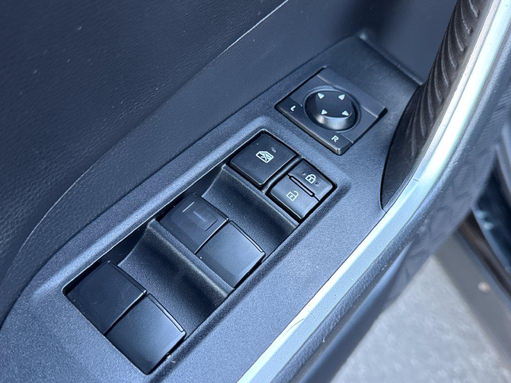 Toyota RAV4 photo 21