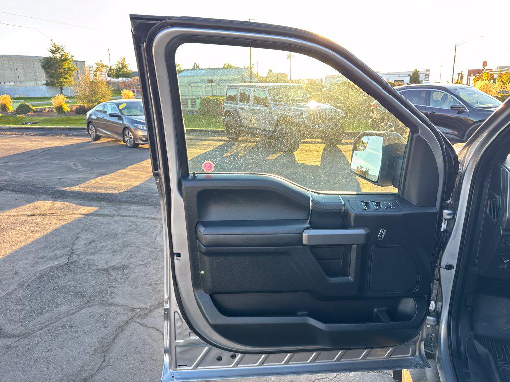 Ford F-150 photo 16