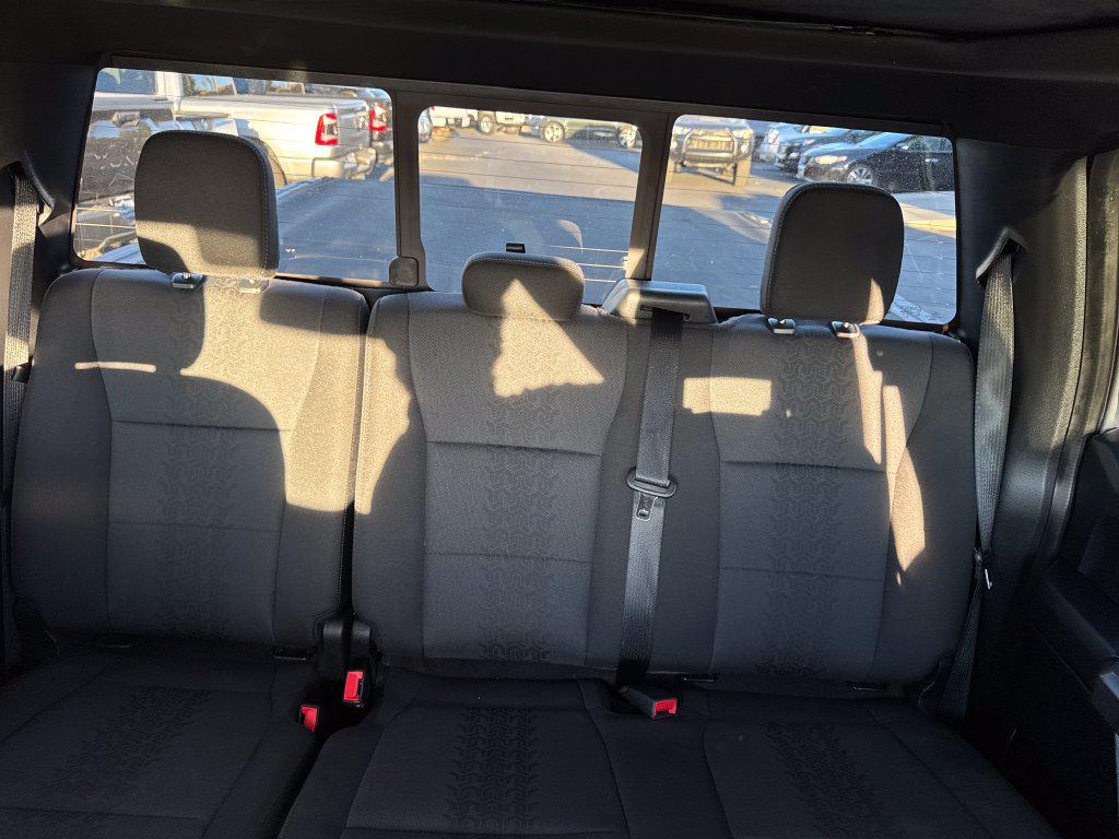 Ford F-150 photo 27