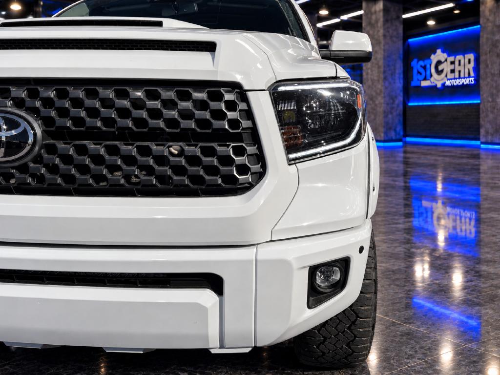 Toyota Tundra photo 12