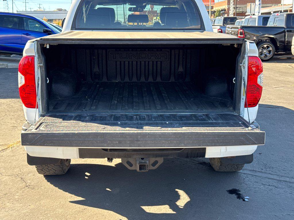 Toyota Tundra photo 18