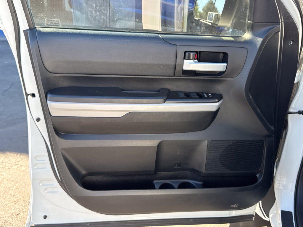 Toyota Tundra photo 20