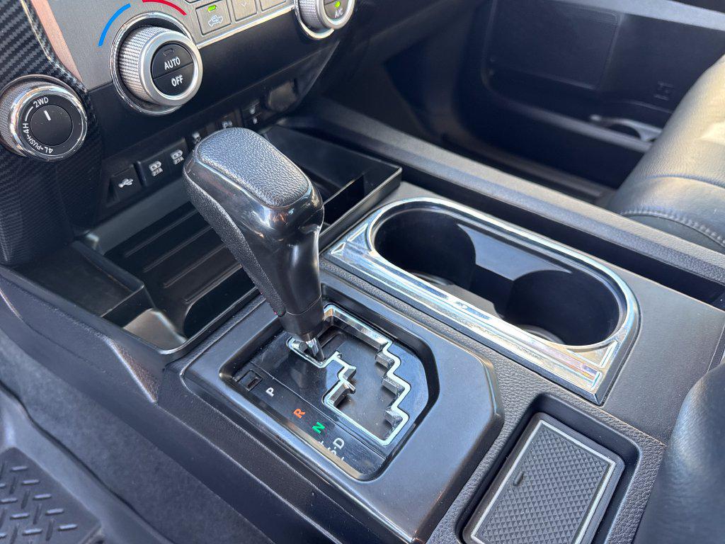 Toyota Tundra photo 27