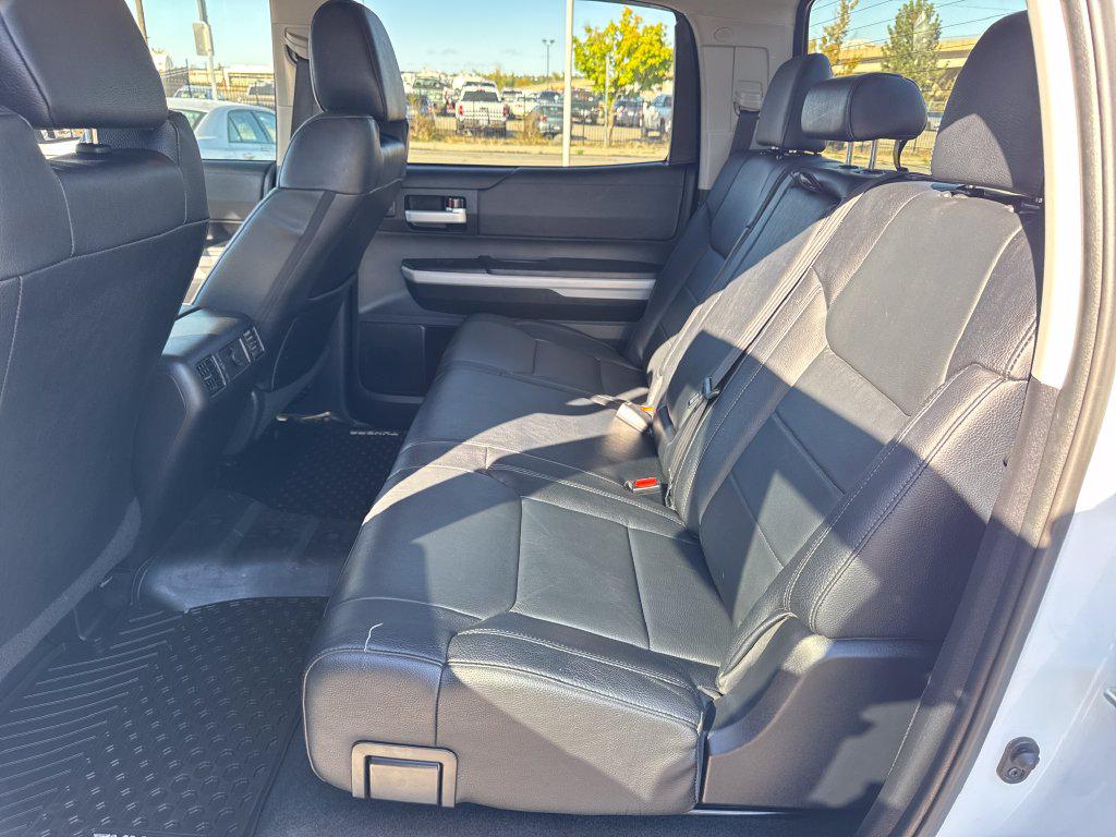Toyota Tundra photo 32