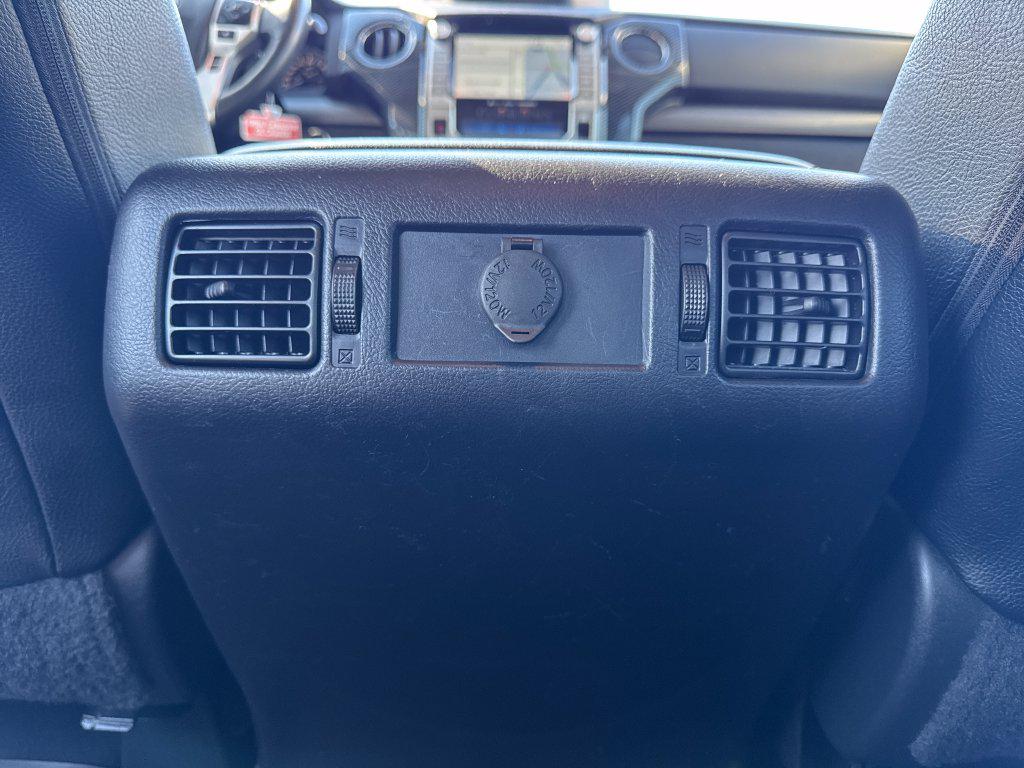 Toyota Tundra photo 34