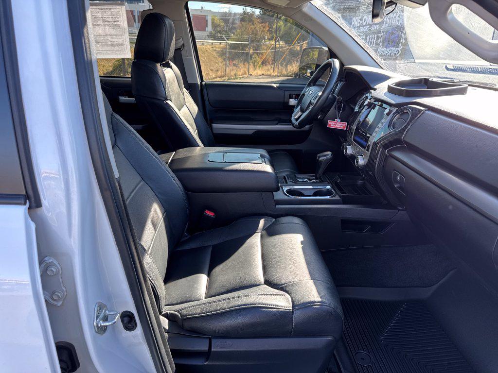 Toyota Tundra photo 38