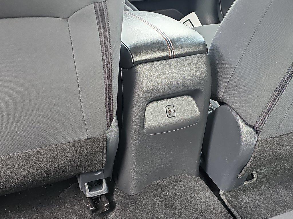 Nissan Sentra photo 33