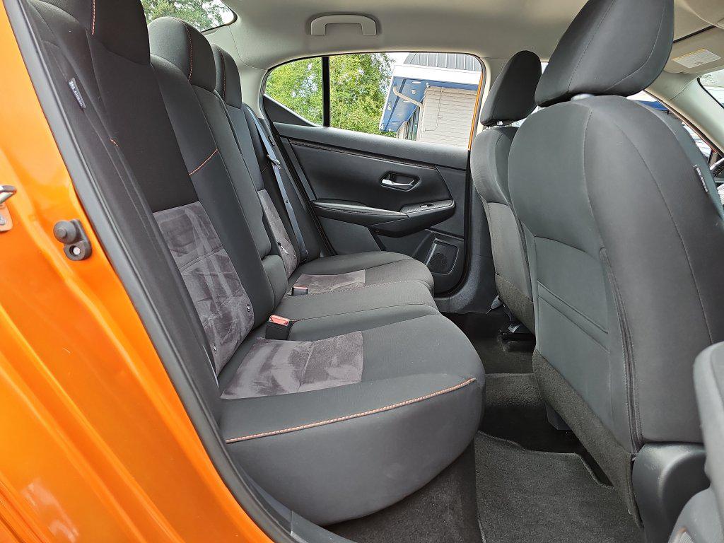 Nissan Sentra photo 35