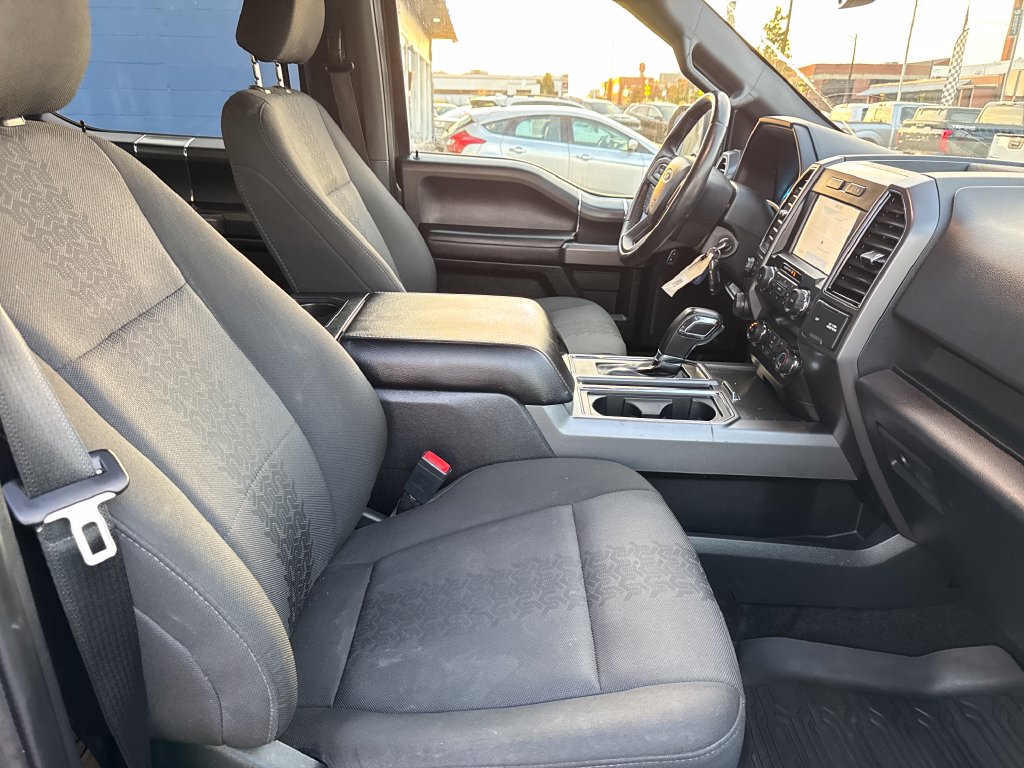 Ford F-150 photo 37