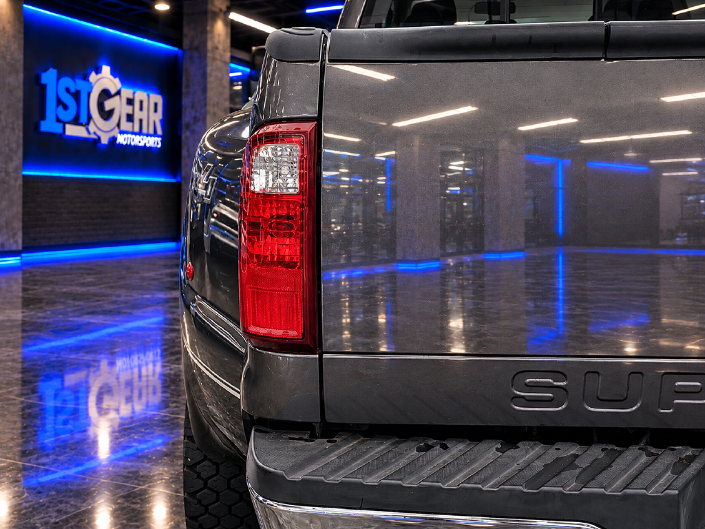Ford F-450 photo 13