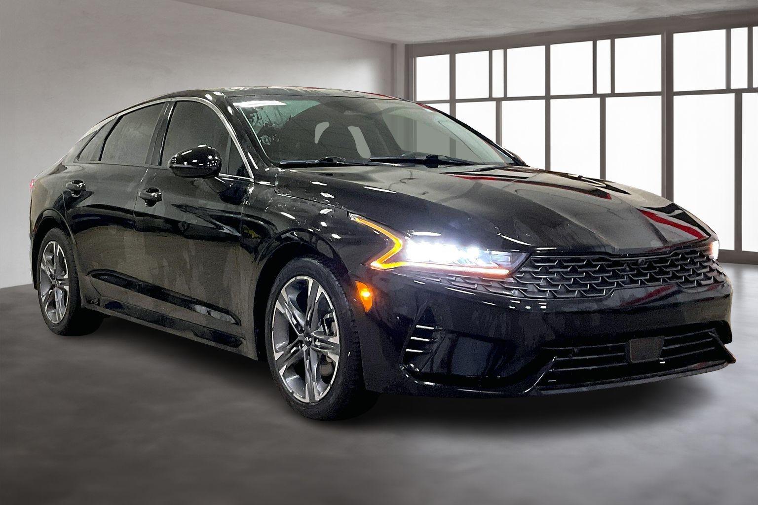 2023 Kia K5 EX - Photo 11