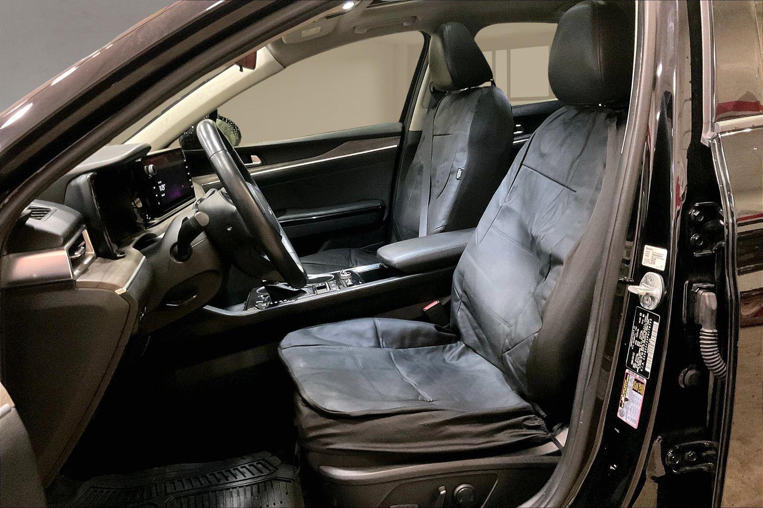 2023 Kia K5 EX - Photo 24
