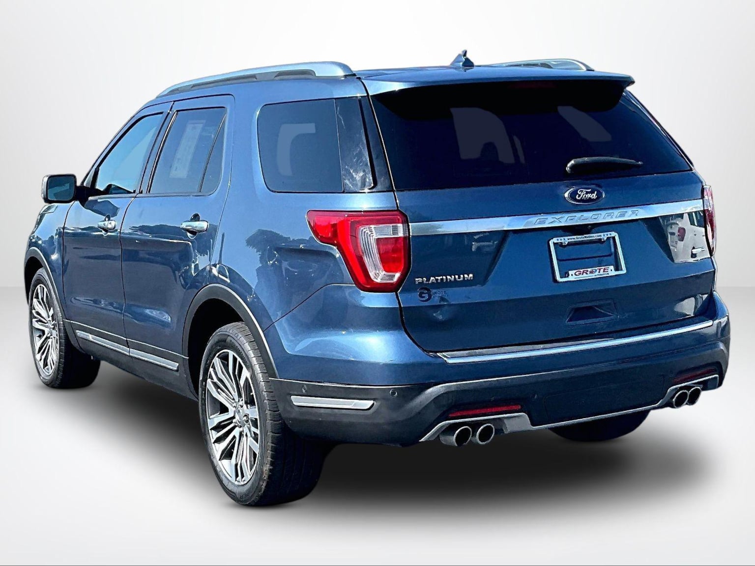 2019 Ford Explorer Platinum - Photo 13