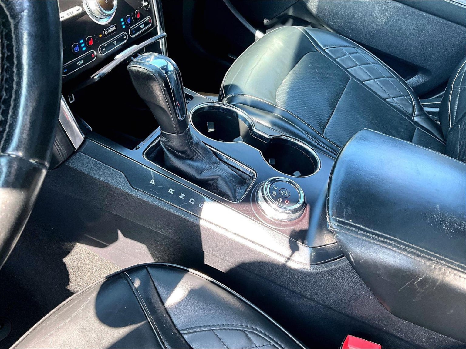 2019 Ford Explorer Platinum - Photo 15